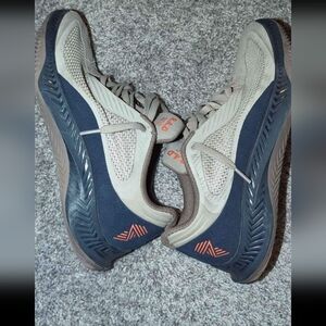 RAD One Training Shoe (Sz 9)